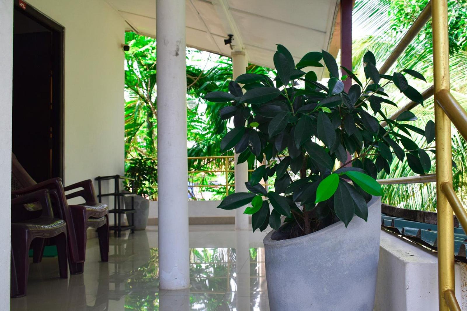 White Villa Hotel トリンコマリー エクステリア 写真